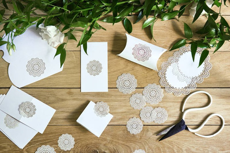 Business cards for table - Rosette - White - 10 cm - 10 pieces